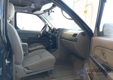 2004 Nissan Xterra Xe z USA, uszkodzony, nr VIN 5N1ED28T94C608264